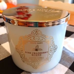 Iced Cranberry Scone Candle